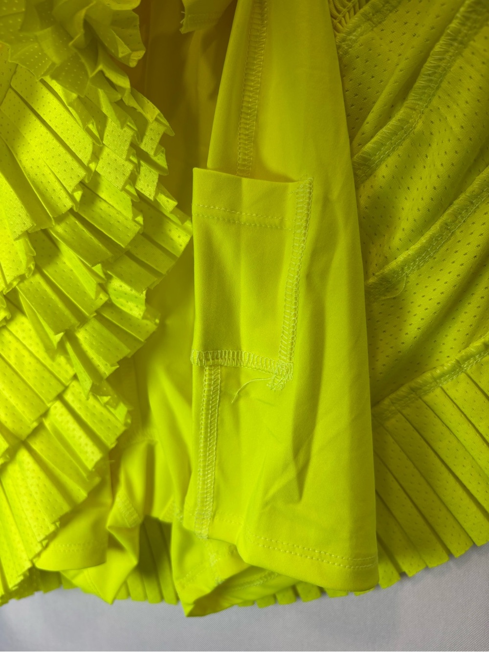 Catch + Club Yellow Athletic Tennis Golf Skort Pull-On Stretch Built-In Shorts S - Picture 6 of 9